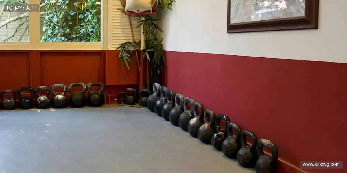 📱弹幕狂欢，实时互动！你的声音，让直播更有温度！